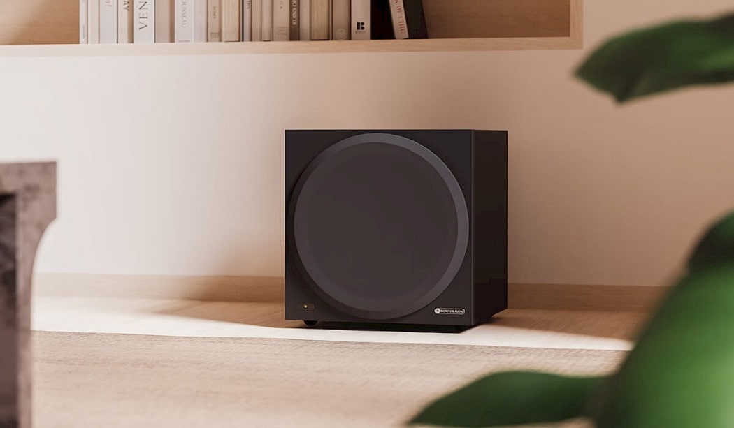 Monitor Audio Vestra W10 Black lifestyle